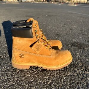 Timberland Wheat Nubuck Lace-Up Work Boots